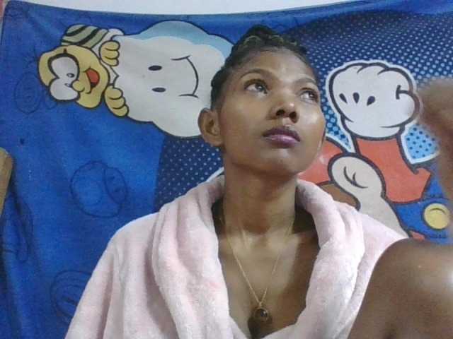 Lyah7a live webcam show