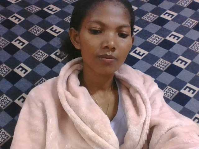 Lyah7a live cam on UnifiedCams
