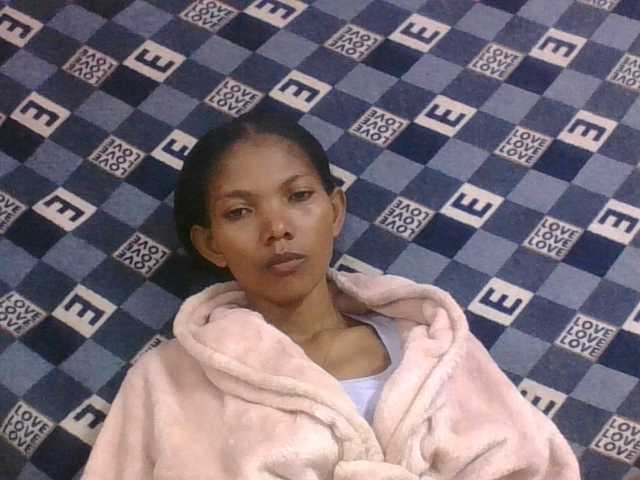 Lyah7a live cam on BongaCams