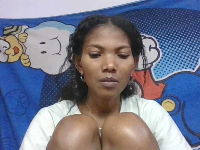 Lyah7a live webcam show