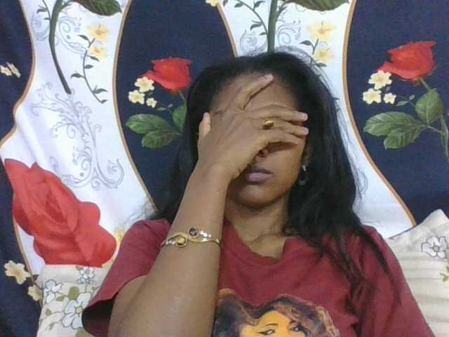 Lyah7a live cam