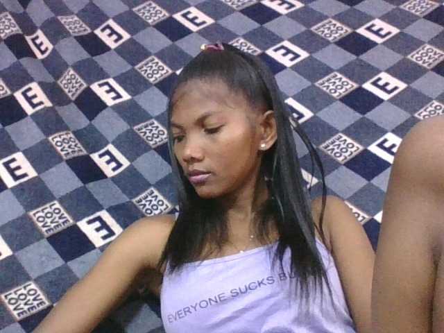 Lyah7a's BongaCams show and profile