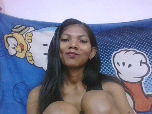 Lyah7a live cam on BongaCams