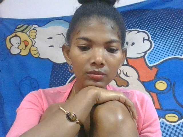 Lyah7a live cam on BongaCams