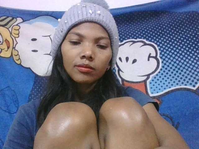 Lyah7a live cam on BongaCams