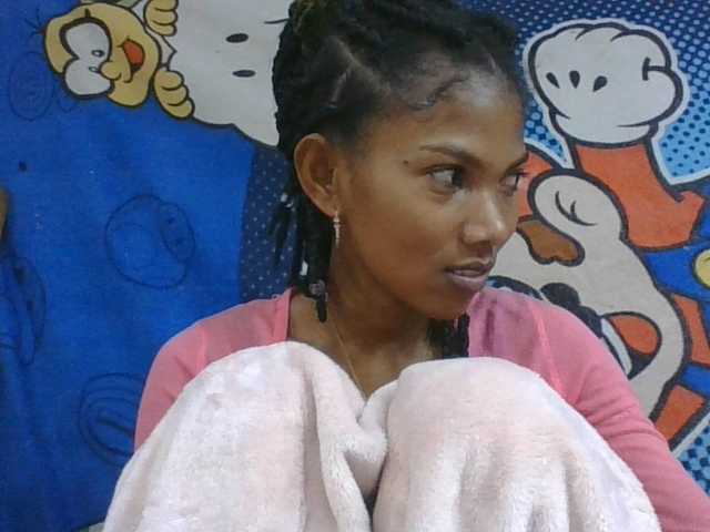 Lyah7a live webcam show