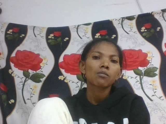 Lyah7a live cam preview