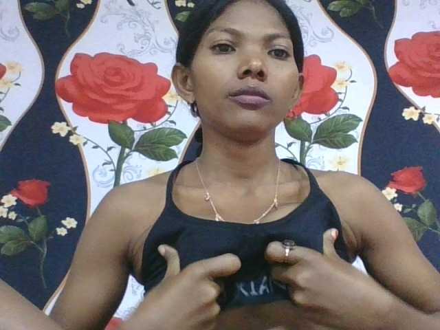 Lyah7a live webcam show