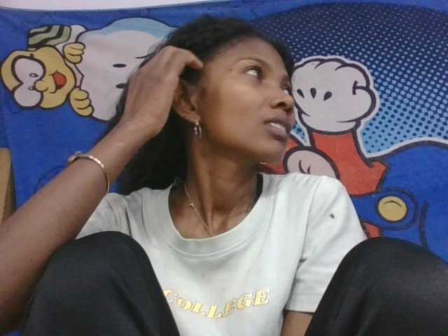 Lyah7a live webcam show