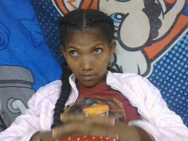 Lyah7a live cam on BongaCams