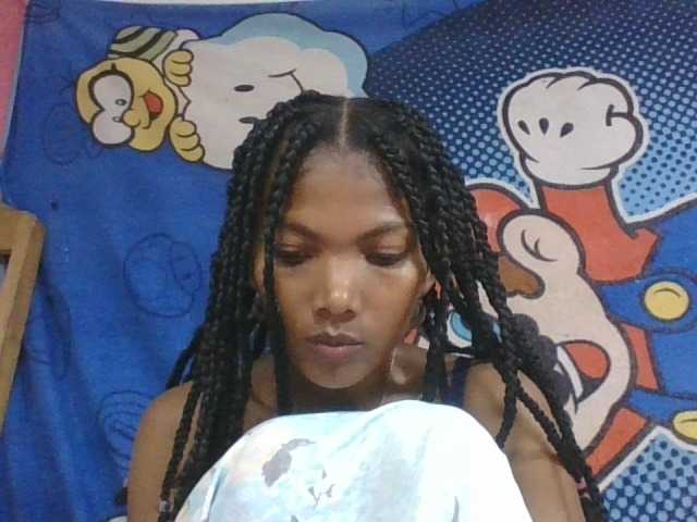 Lyah7a live cam on BongaCams