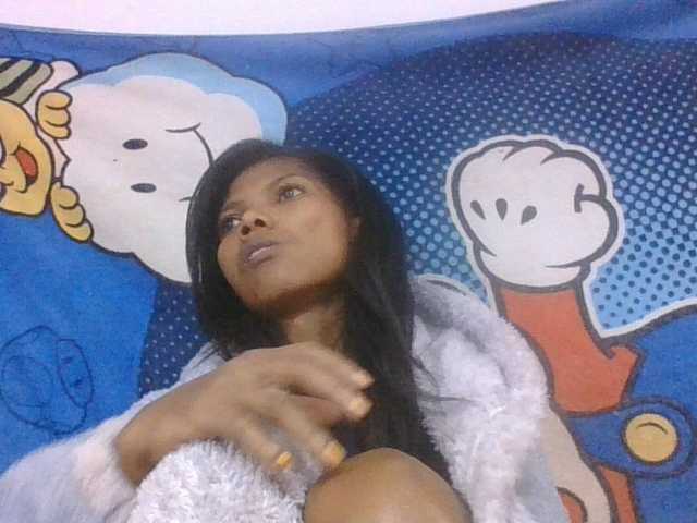 Lyah7a live cam on BongaCams