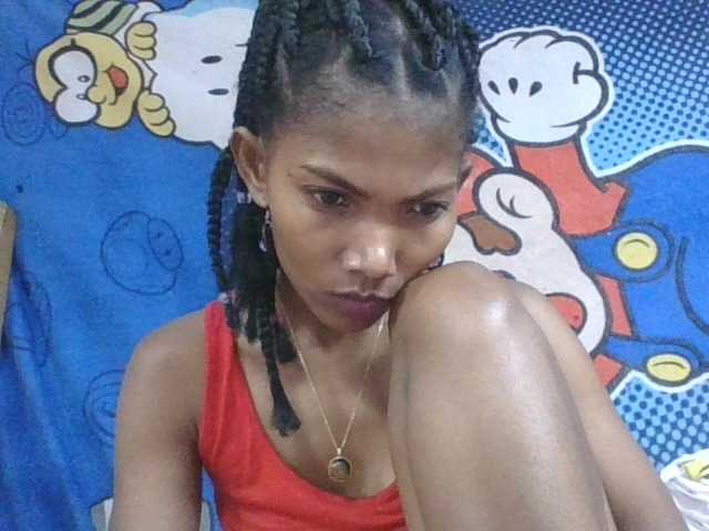 Lyah7a live cam on BongaCams