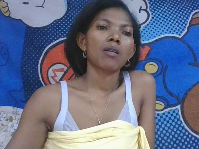 Lyah7a live cam on BongaCams