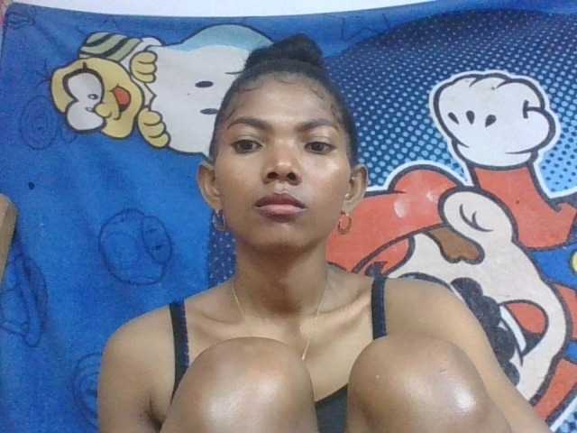 Lyah7a live cam on BongaCams