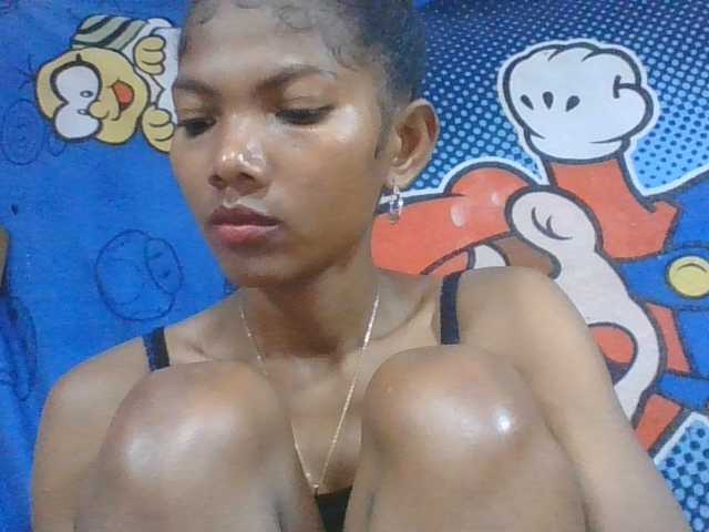 Lyah7a live cam on BongaCams