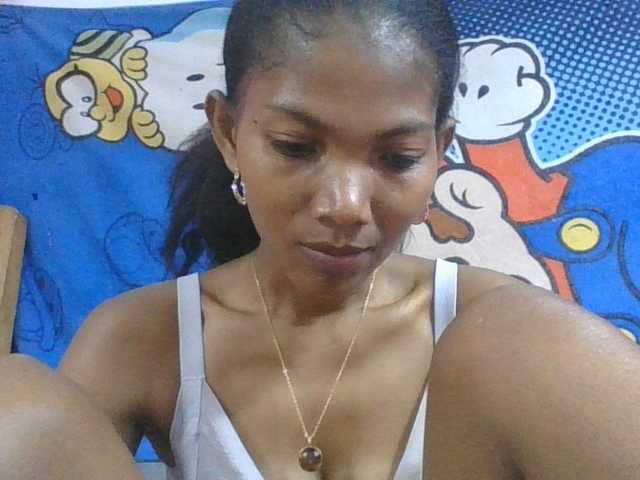 Lyah7a live cam on BongaCams