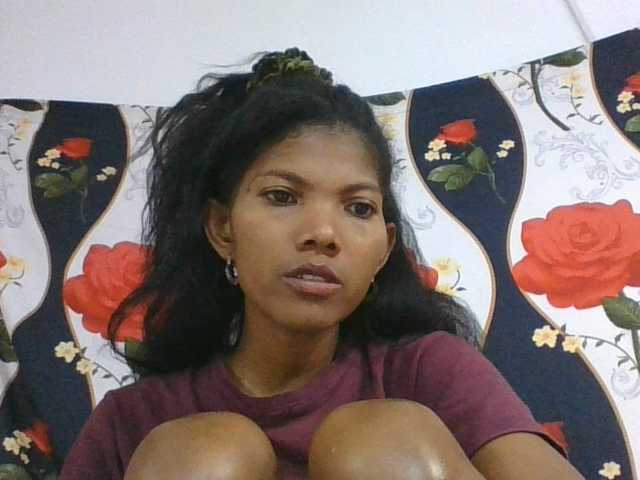 Lyah7a live cam on BongaCams