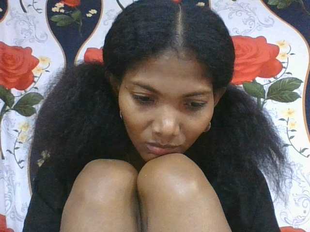 Lyah7a live webcam show