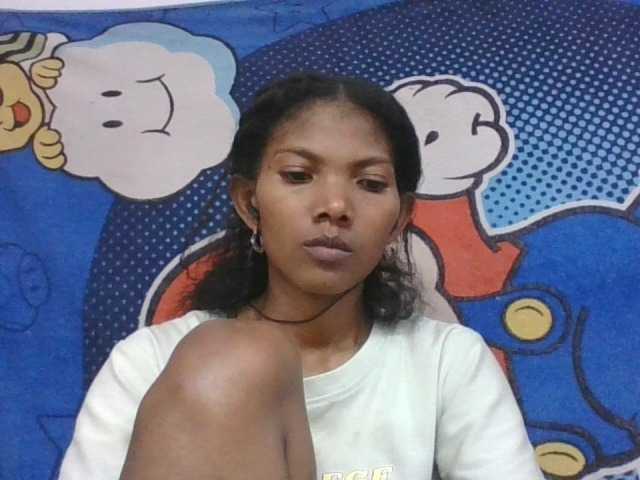 Lyah7a live webcam show