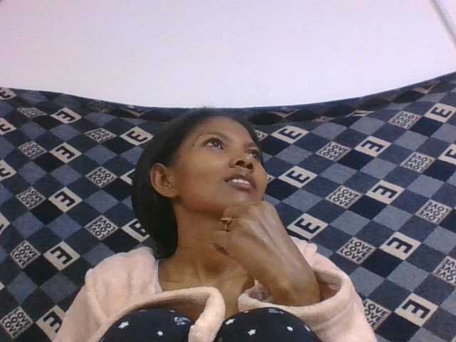 Lyah7a live cam on UnifiedCams