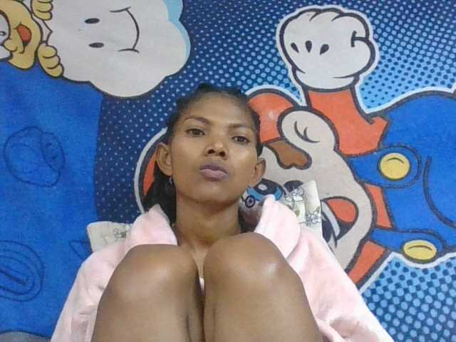 Lyah7a live webcam show