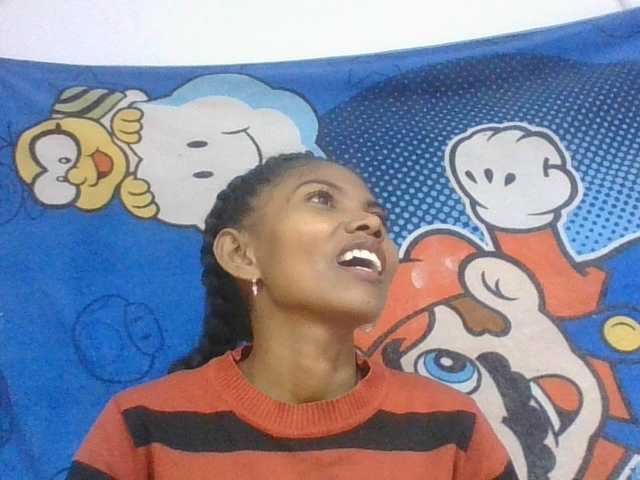Lyah7a live cam on BongaCams