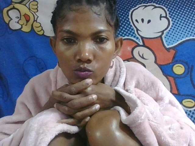 Lyah7a live webcam show