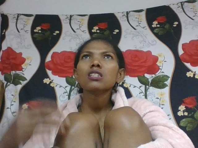 Lyah7a live webcam show