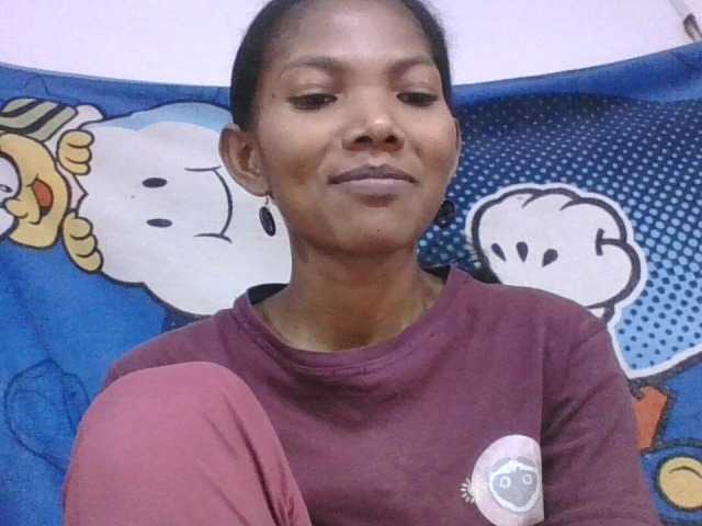 Lyah7a live cam on BongaCams