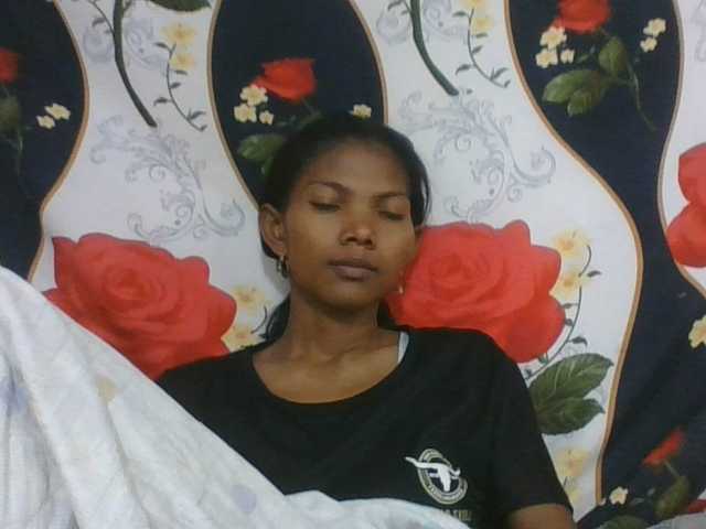 Lyah7a live cam on BongaCams