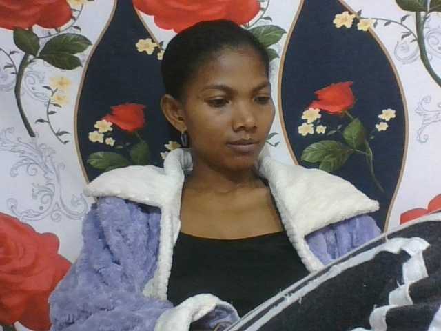 Lyah7a live cam on BongaCams
