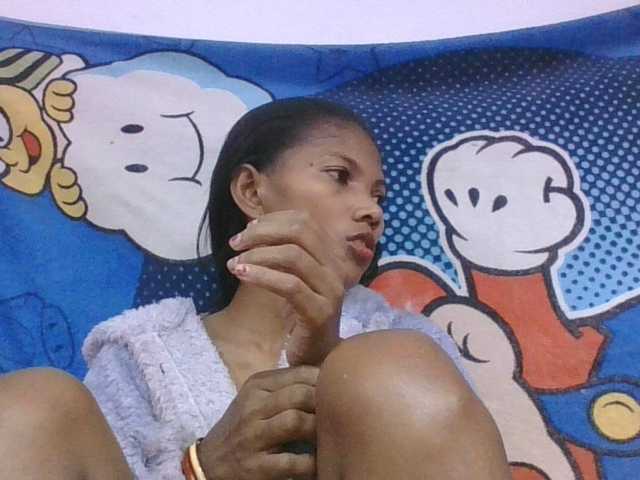 Lyah7a live cam on BongaCams