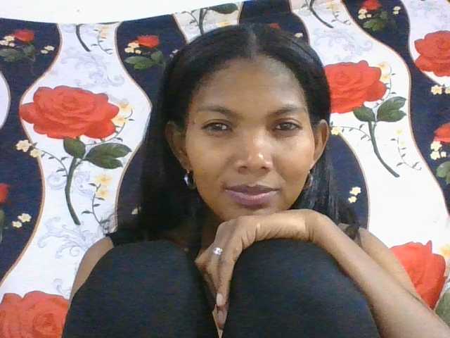 Lyah7a live cam on BongaCams