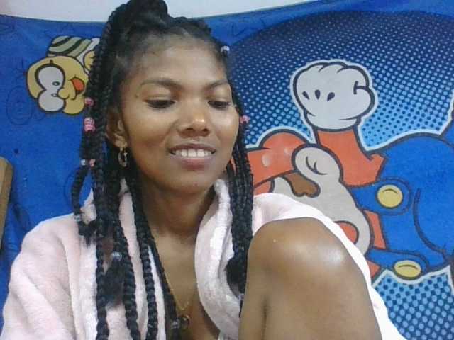 Lyah7a live webcam show