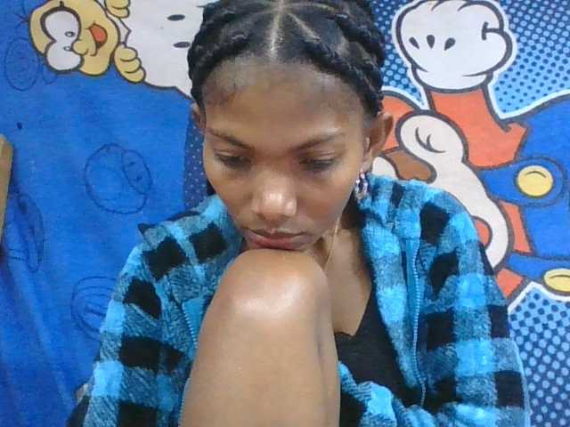 Lyah7a live cam on BongaCams