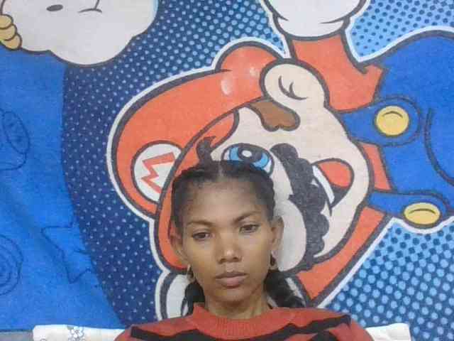 Lyah7a Sex Cam Show