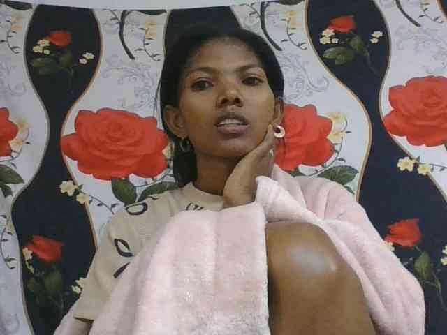Lyah7a Live Webcam on BongaCams