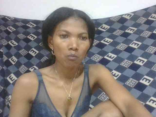 Lyah7a Sex Cam Show