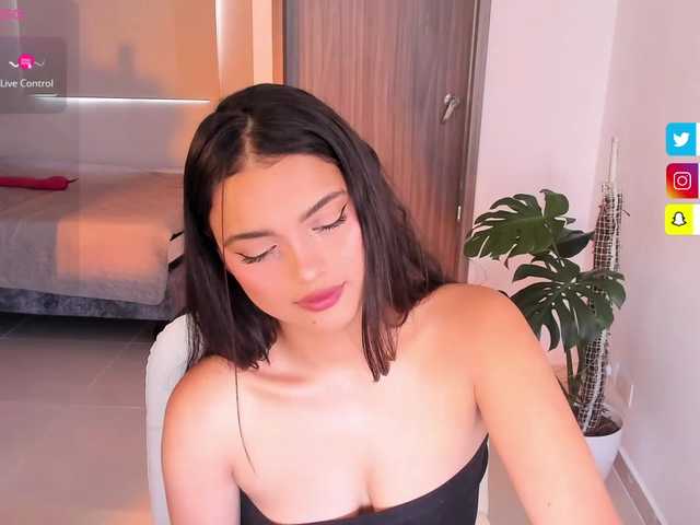 Rosth1 live cam on BongaCams