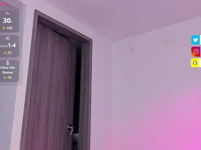 Rosth1 live cam on BongaCams