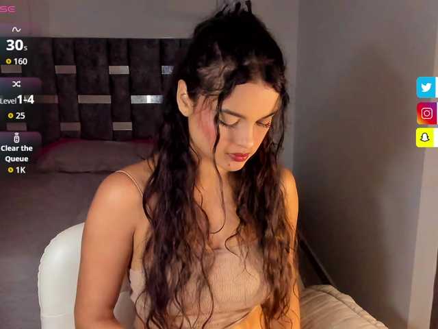 Rosth1's BongaCams show and profile