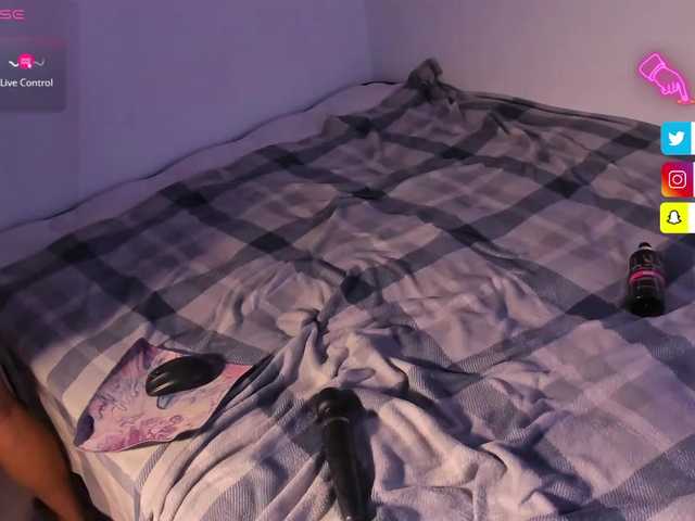 Rosth1 live cam on BongaCams