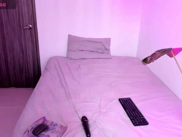 Rosth1 live cam on BongaCams