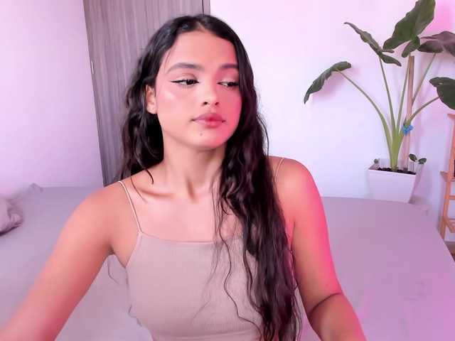 Rosth1 live cam on BongaCams