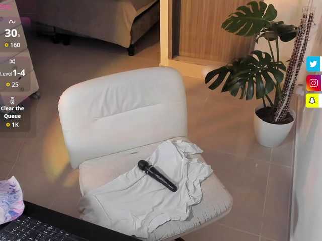 Rosth1 live cam on BongaCams