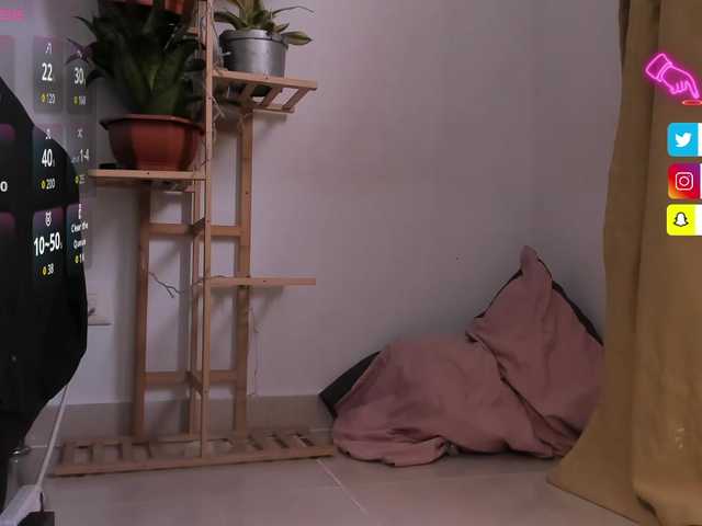 Rosth1 live cam on BongaCams