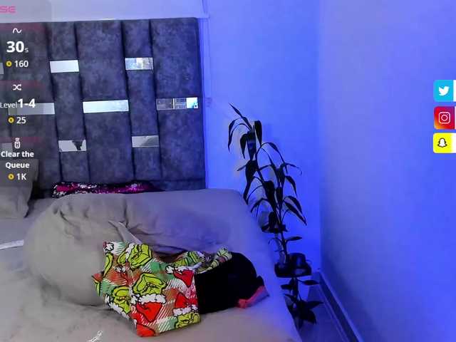 Rosth1's BongaCams show and profile