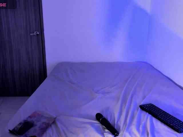 Rossvelvet11 webcam