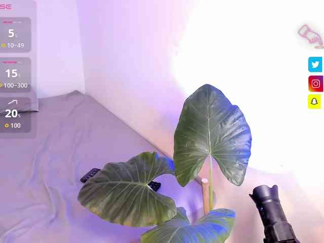 Rossvelvet11 webcam